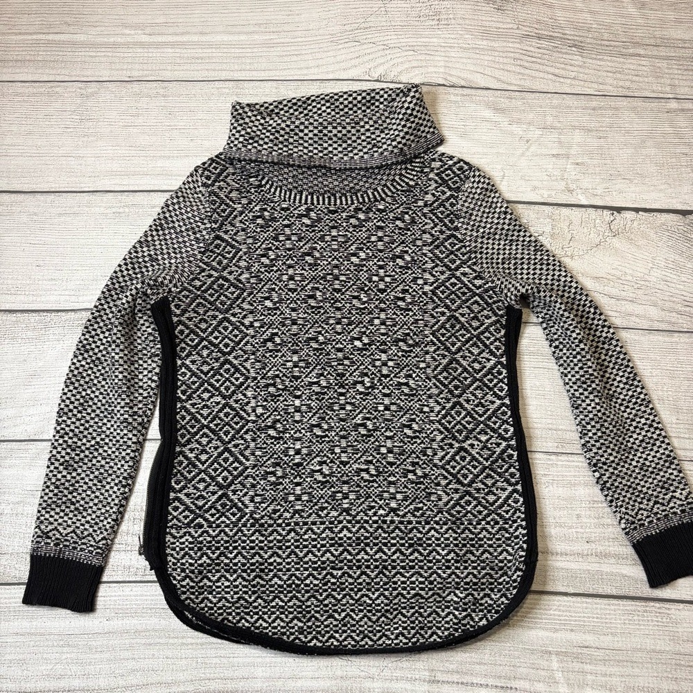 Lucky Brand Women's Cowl Neck Black and White Sweater Side‎ Zippers Rounded Hem